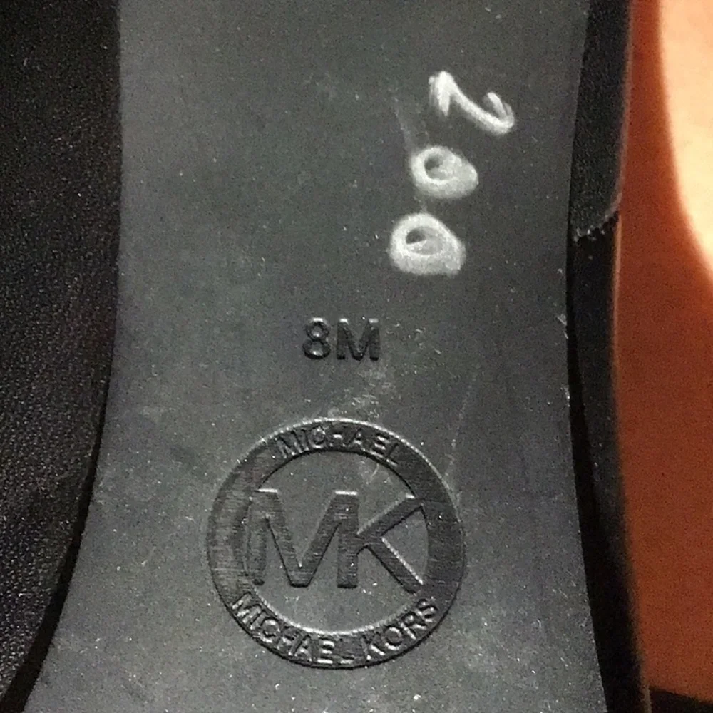 Michael Kors Hamilton Boots - Picture 4 of 5